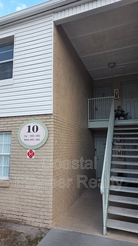 Tampa Condo: 7210 N Manhattan Ave