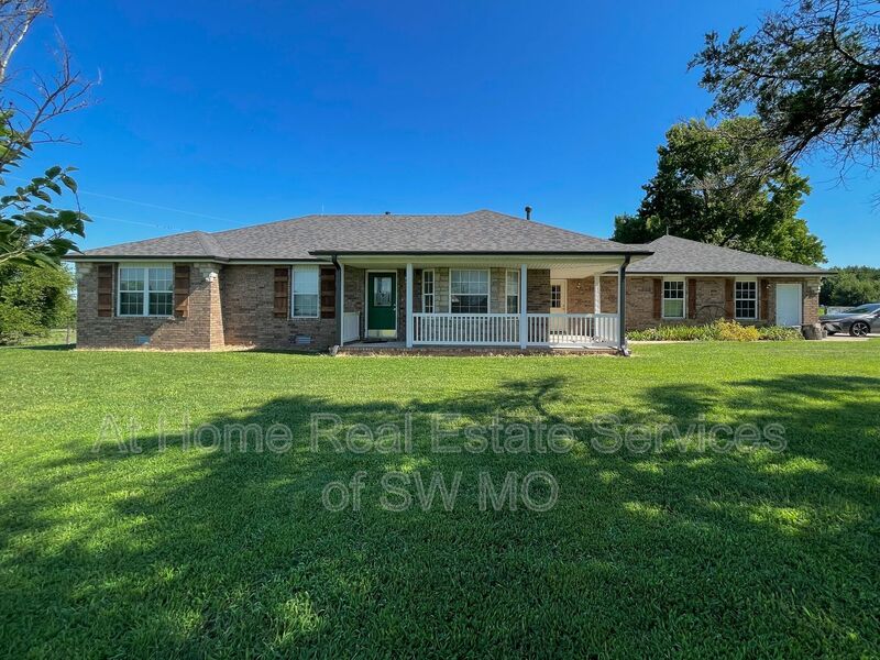 Clever House: 1345 State Highway ZZ