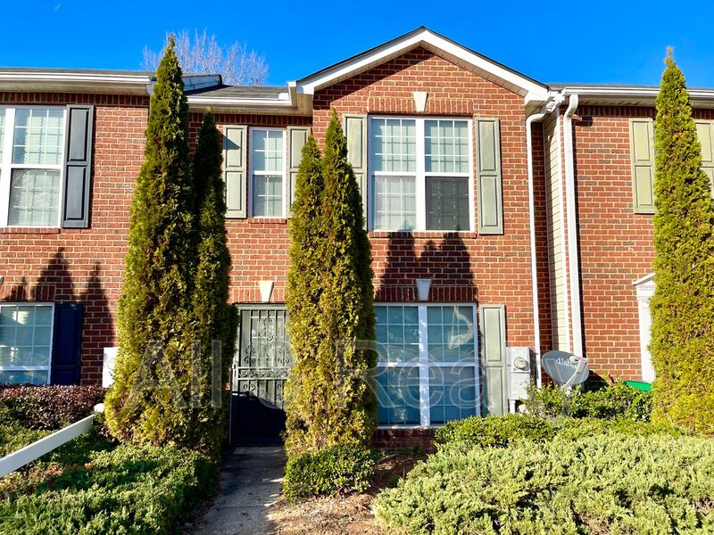 Decatur House: 3411 Waldrop Trail