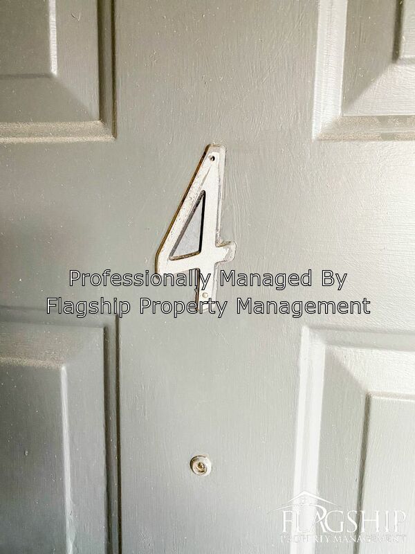 Request a Viewing for 705 Patton Circle, Apt 4 Tenant Turner