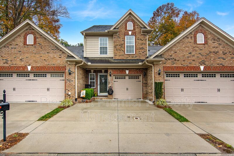 Request a Viewing for 1202 Southlake Court Tenant Turner