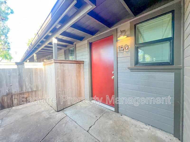 OXNARD Condo: 309 HILL ST
