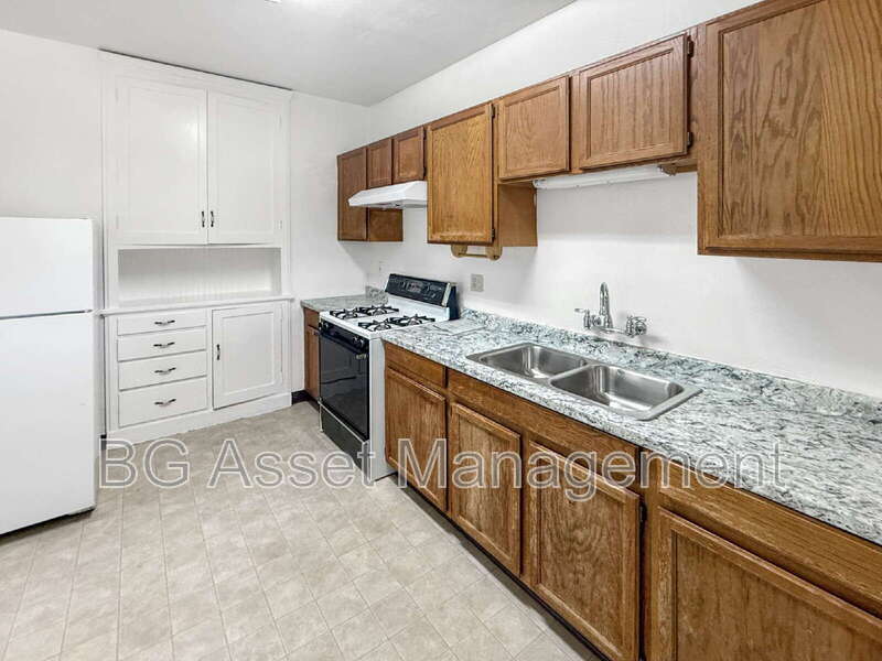 Oakland Condo: 1000 E 33rd Street