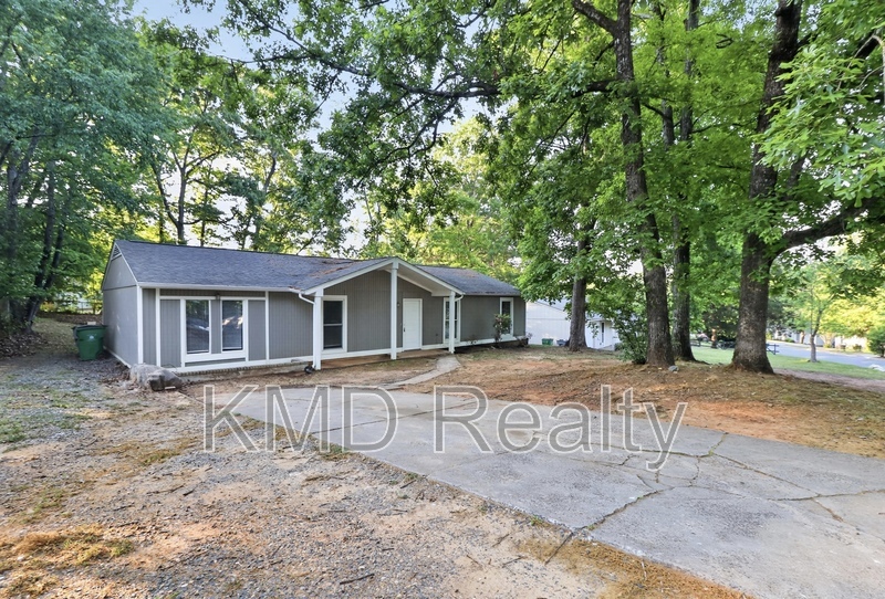 Charlotte House: 6300 Dwightware Boulevard