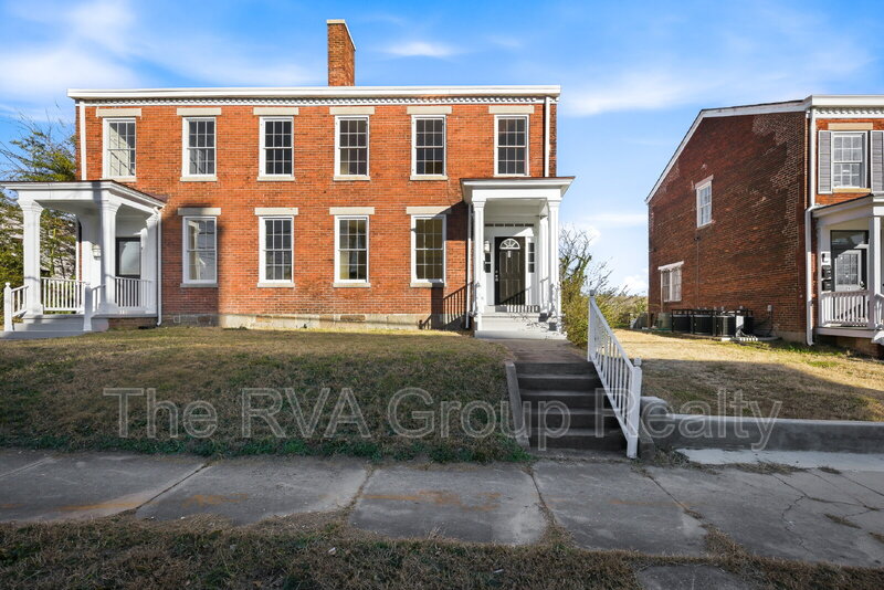 Petersburg Condo: 25 South Jefferson Street