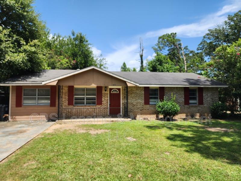 Phenix City House: 1406 Jackson Drive