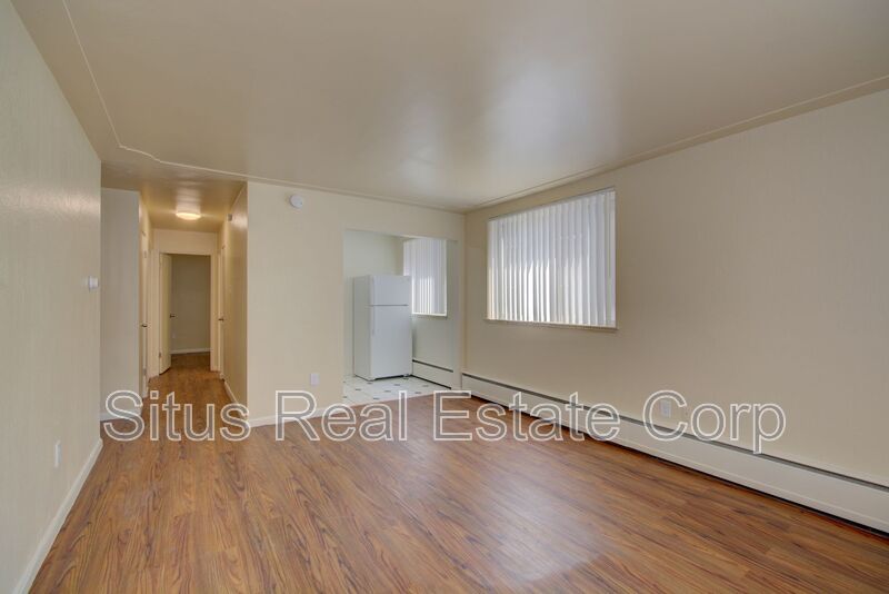 Denver House: 830 Dexter St.