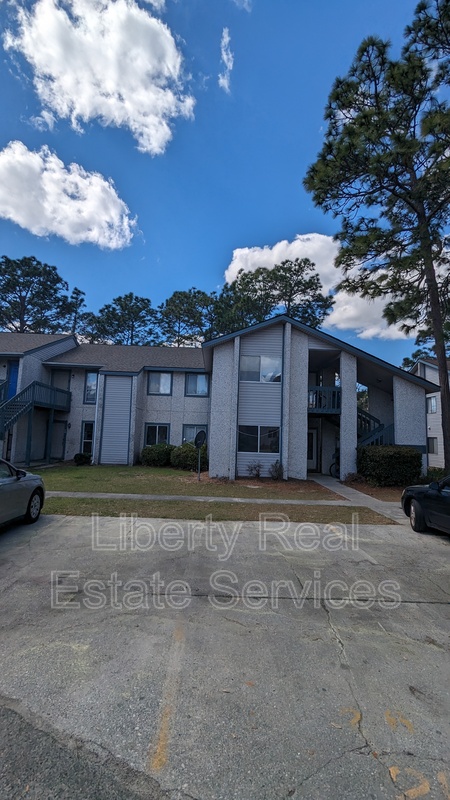 Hinesville Condo: 910 Brett Dr