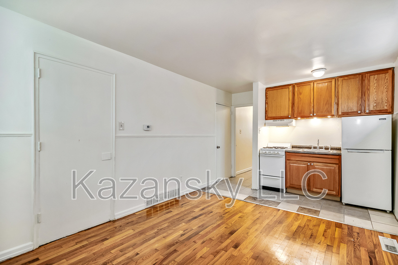 Philadelphia Condo: 1862 Pratt Street