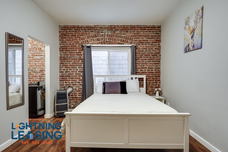 Los Angeles Condo: 1420 Flower St