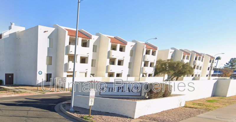 Glendale House: 4730 W Northern Ave