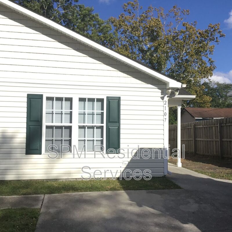 Wilmington House: 2107 Dexter Street