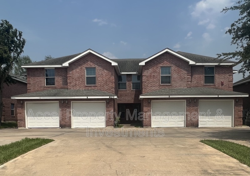 McAllen Condo: 407 S. 48th Ln.