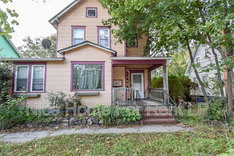Mount Holly Condo: 214 Rutland Ave, #2