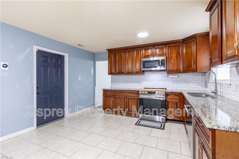 Welcome to this beautifully maintained 4-bedroom! "ASK ABOUT OUR ZERO DEPOSIT" - Photo 4