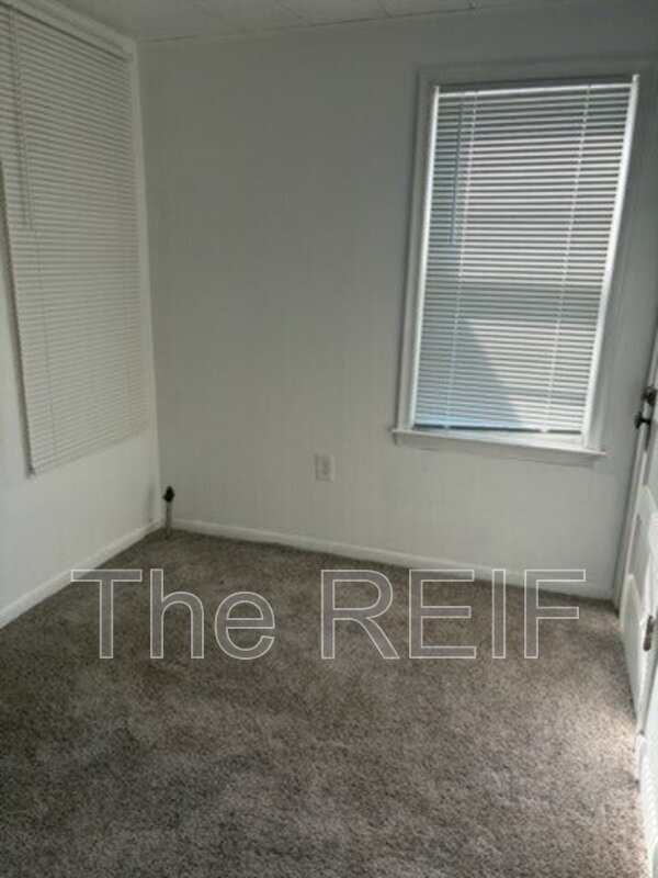 Lansing Condo: 1025 North Washington Avenue