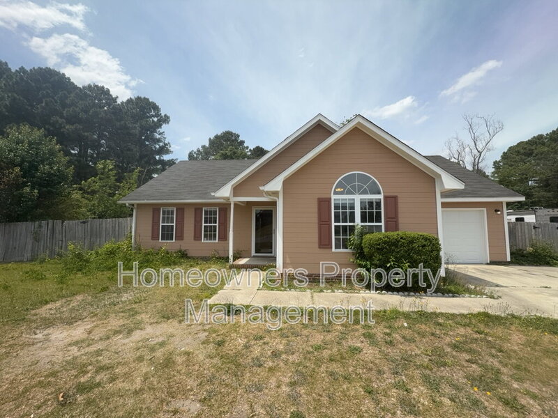 Raeford House: 134 Independence Dr