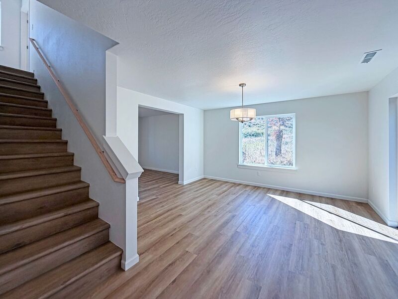 Photo 7 of rental home at 83314 Lorane Hwy