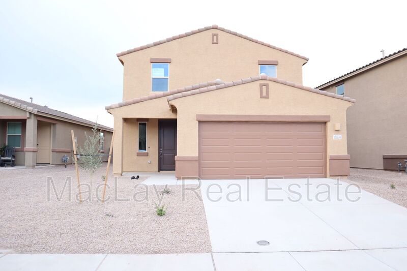 Marana House: 10676 W Golson Dr