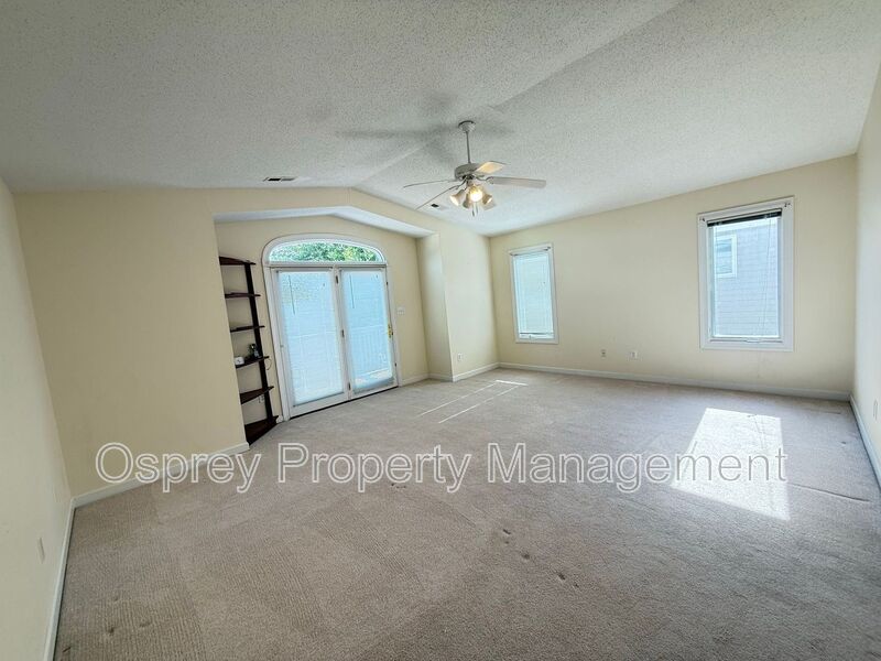 Luxury 3-Story Home Near Chic’s Beach with Water Views & Private Decks - Photo 5