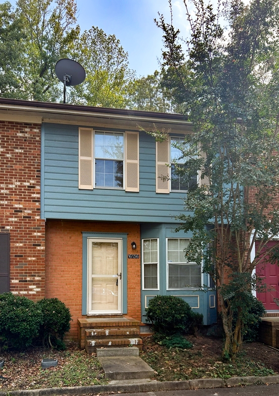 King George Condo: 16136 Clarence Court - 1