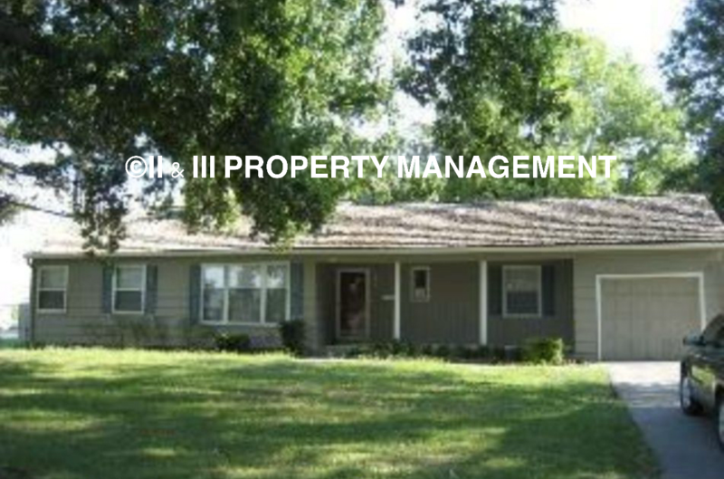 Leawood House: 2001 W 85th Terrace