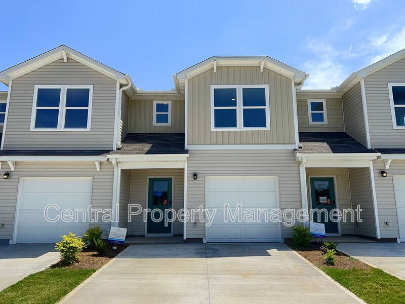 Spartanburg House: 6014 Tavener Drive
