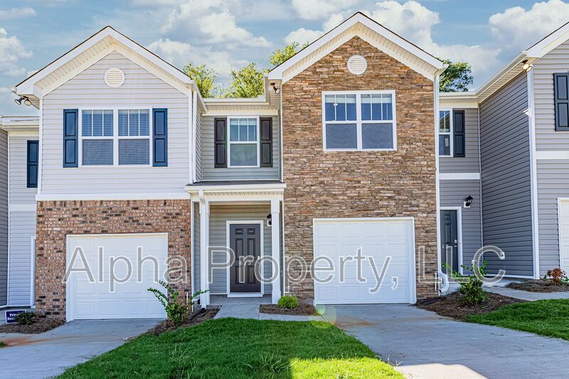 Greer House: 413 Sea Grit Ct