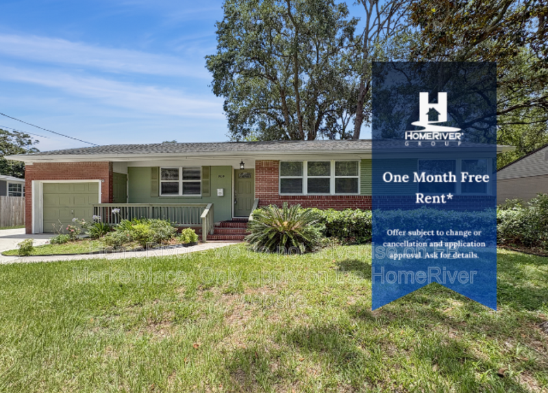 Jacksonville House: 909 Arlingwood Ave