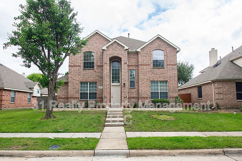 McKinney House: 5809 Deer Run