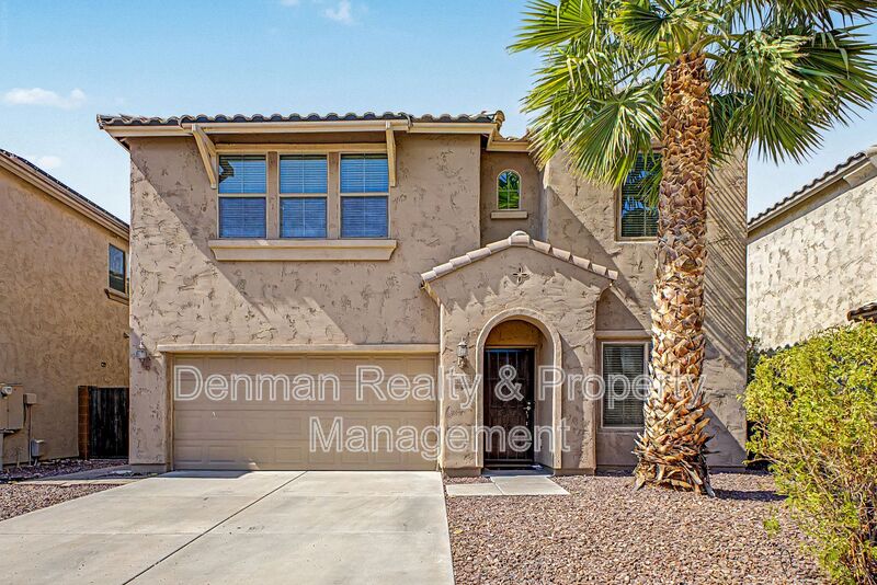 Phoenix House: 2048 W. Monte Cristo Ave.