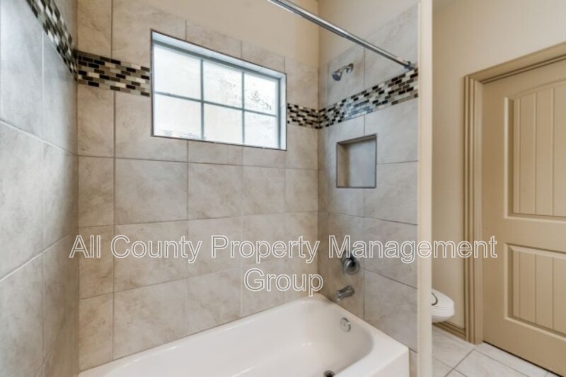 Main Rental Photo 6