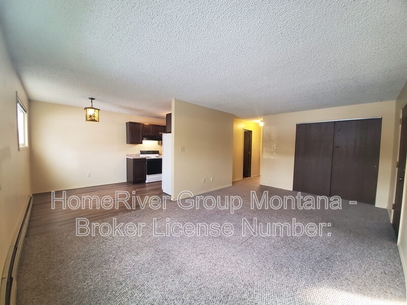 Missoula House: 909 Pattee Creek Dr