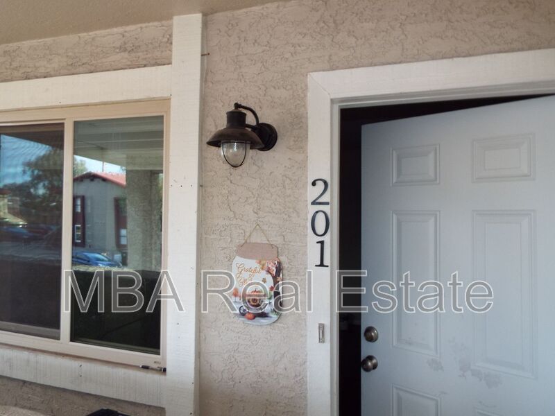 Mesa Condo: 3150 E Cicero St