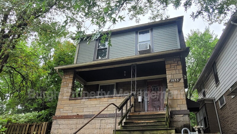 Pittsburgh House: 1633 Monongahela Avenue