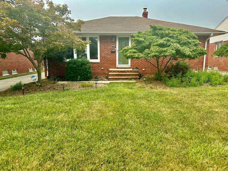 Willowick House: 31005 Ronald Drive
