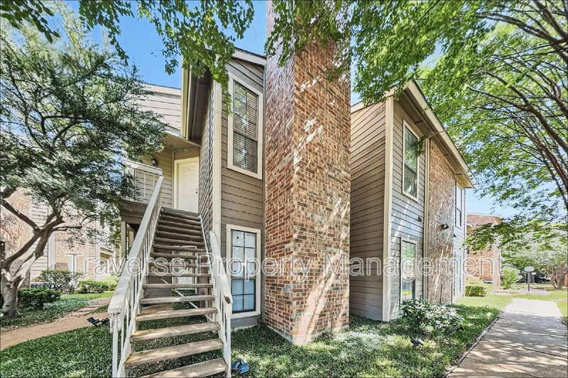 Arlington Condo: 1108 Quail Valley Ln