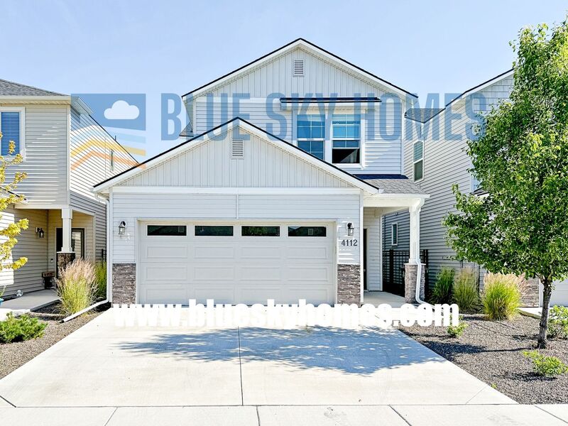 Meridian House: 4112 E Blueberry St