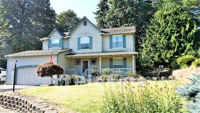Bremerton House: 7283 Creek Wood Pl. NE