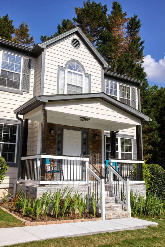 Johns Creek House: 220 Preston Oaks Dr