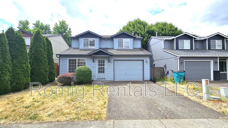 Vancouver House: 6709 Northeast 55th Street