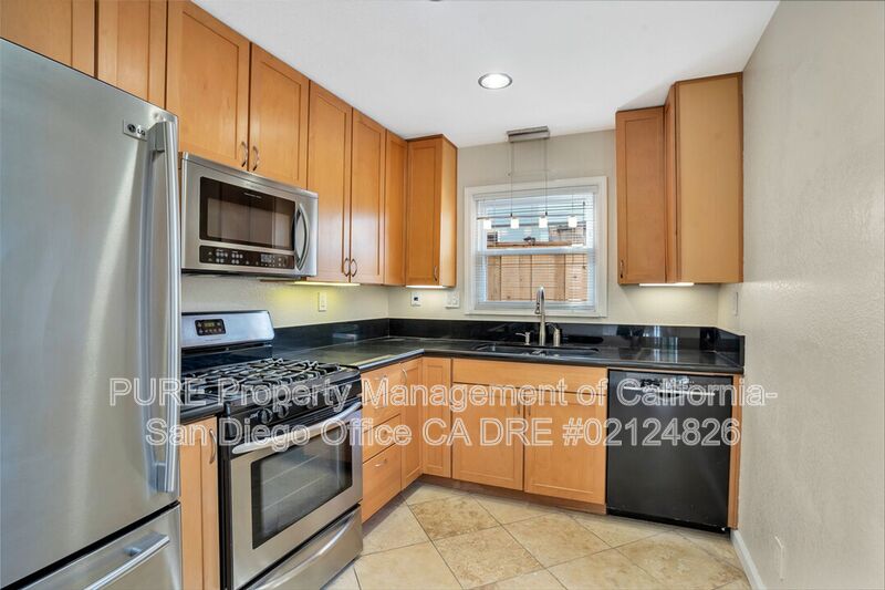 San Diego House: 3056 Nile Street