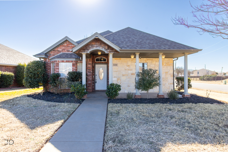 Wichita Falls House: 5400 Flo Drive