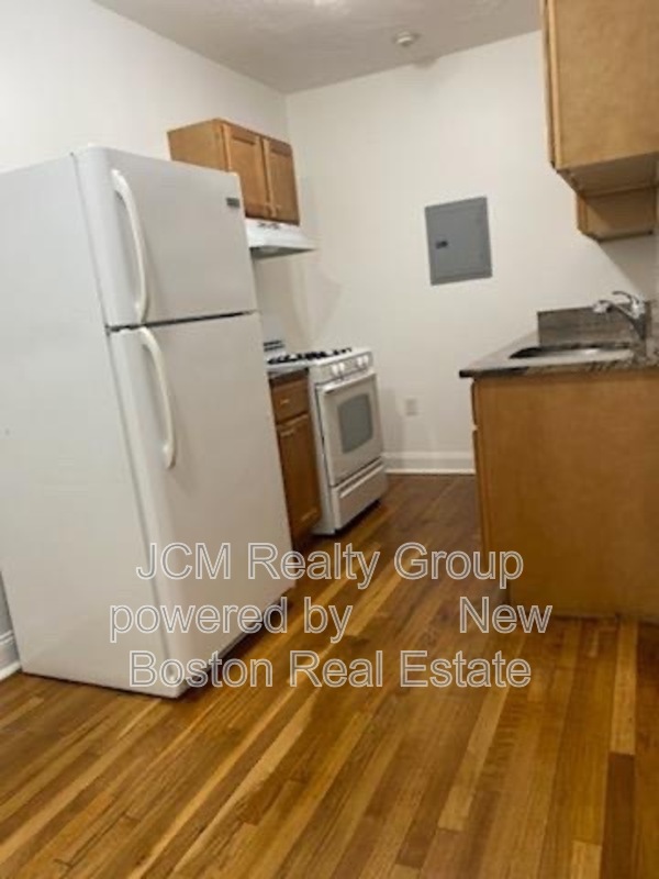 Revere Condo: 14 Yeamans St