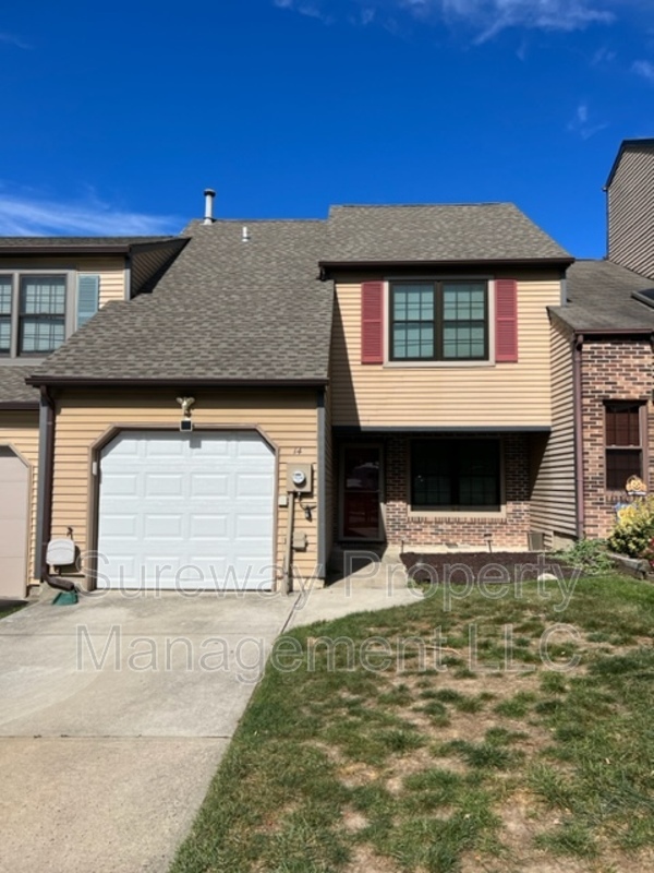 Robbinsville Townhome: 14 Harriet Ct