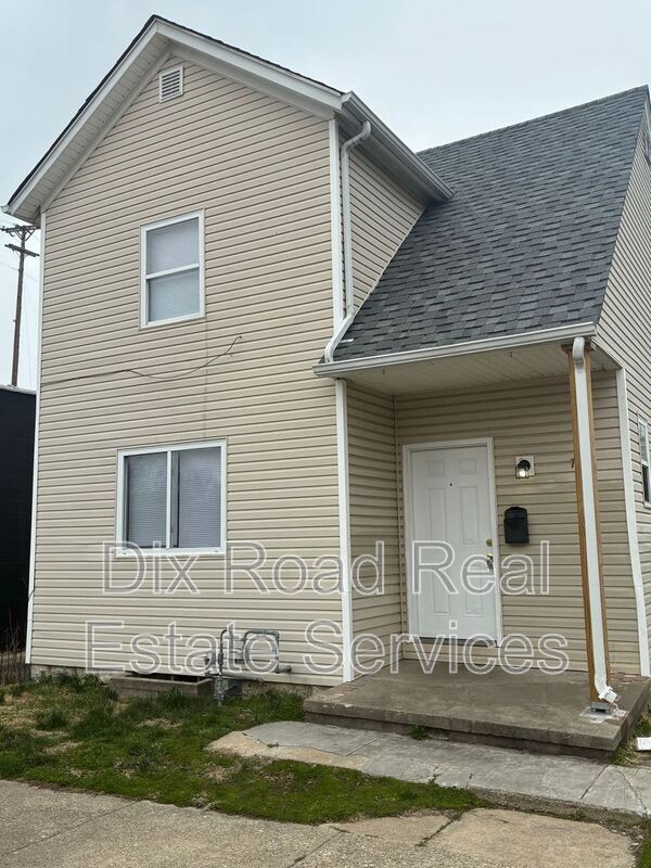 Dayton House: 715 Lorain Avenue