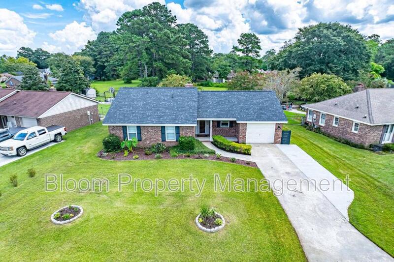 Summerville House: 132 Marion Rd