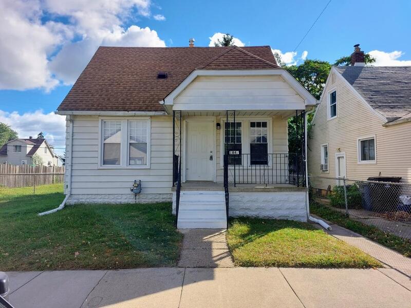 Wyandotte House: 1847 8th Street