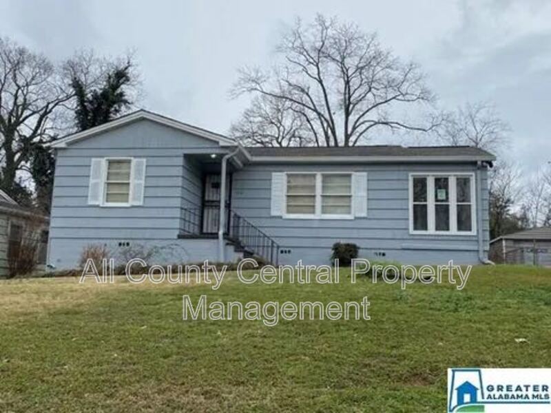 Midfield House: 1432 12th St