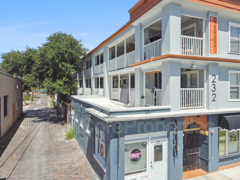 St. Petersburg Condo: 232 4th St N